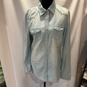 American Eagle Denim Women’s Button Down With Pearl Snaps And Studs, Size 14